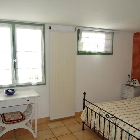 Holiday home Chez Jean-pierre & Annick Remoulins